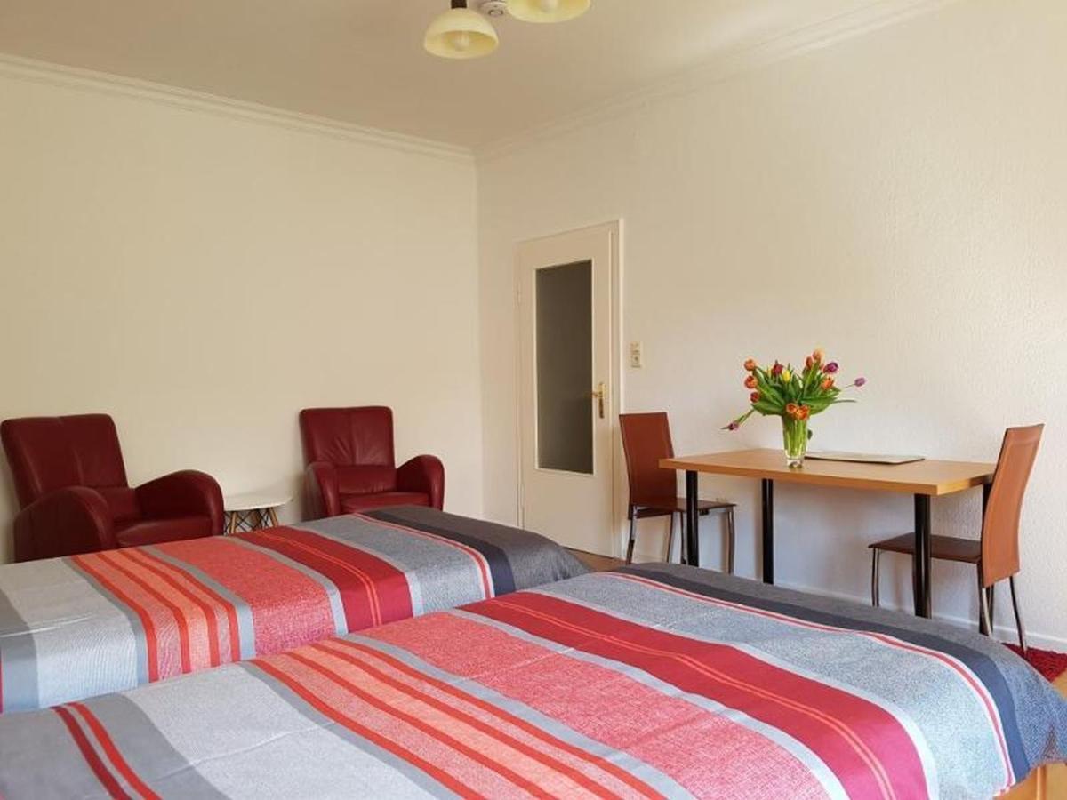 Ferienwohnung Im Zentrum Hannover City, Ruhig, Hbf- Naehe, Freie Oeffentliche Parkplaetze Bagian luar foto
